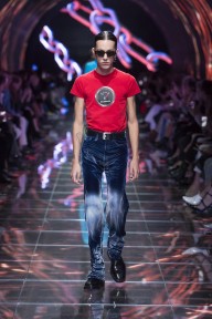 Look 25