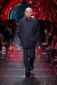 Look 17