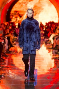 Look 12
