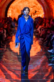 Look 11