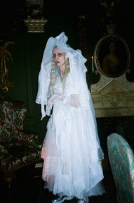 Look 10