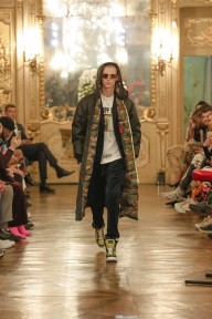Look 4