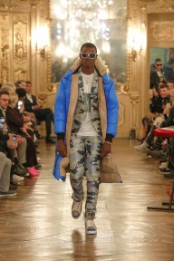 Look 22