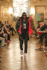 Look 24