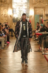 Look 30