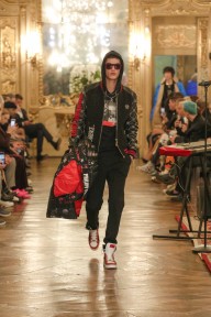 Look 32