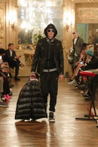 Look 48
