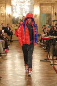 Look 50