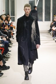 Look 10