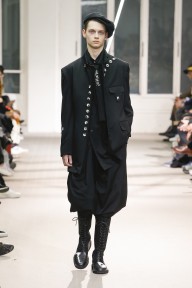 Look 30