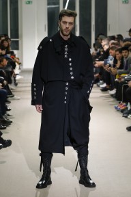 Look 32
