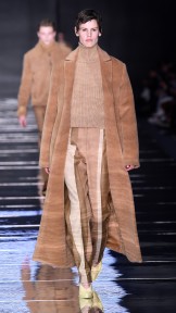 Look 3