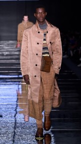 Look 10