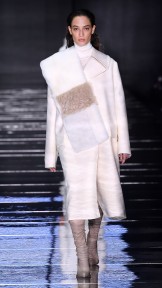 Look 24