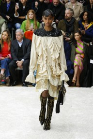 Look 32
