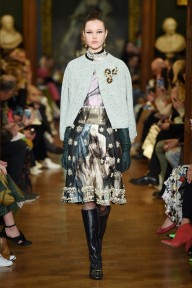 Look 24