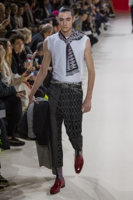 Look 11