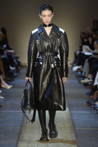 Look 24