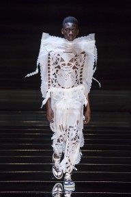 Look 32