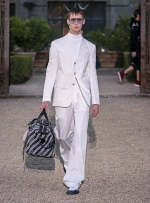 Look 11