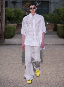 Look 15