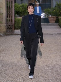 Look 16