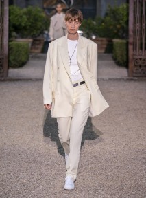 Look 44