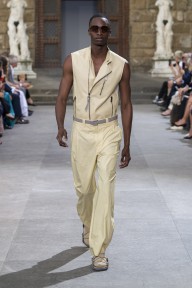 Look 5