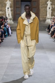 Look 7