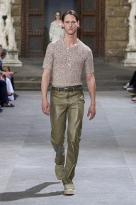 Look 14