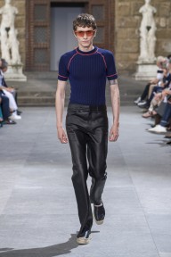 Look 40