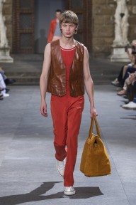 Look 49