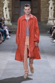 Look 50