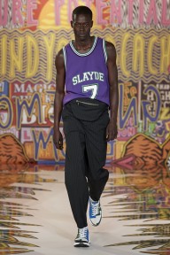 Look 10