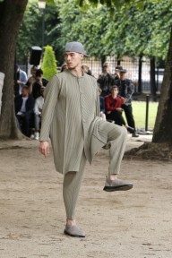 Look 19