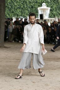 Look 25