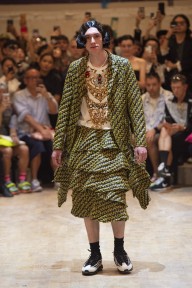 Look 32