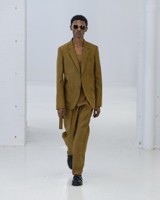 Look 24