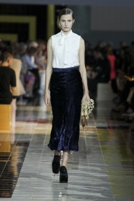 Look 18
