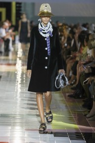 Look 37