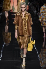 Look 11