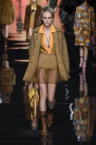 Look 12