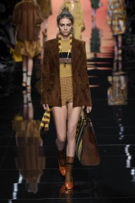 Look 13