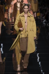 Look 14
