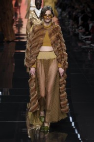 Look 17