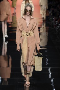 Look 25