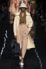 Look 26