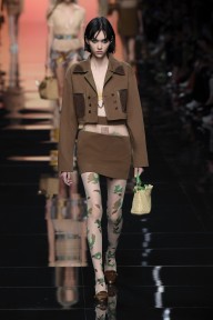 Look 27