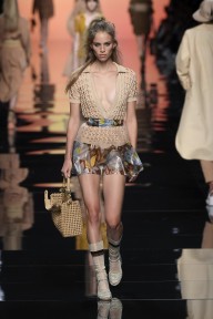 Look 28