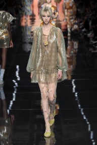 Look 38